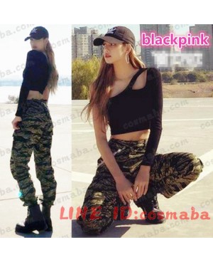 blackpink lisa ステージ衣装 斜め襟片肩出し 長袖tシャツカジュアルパンツ 迷彩ダンス衣装 